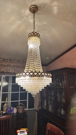 Crystal chandelier set.