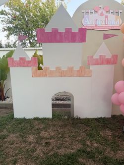 Foam board Castle Backdrop