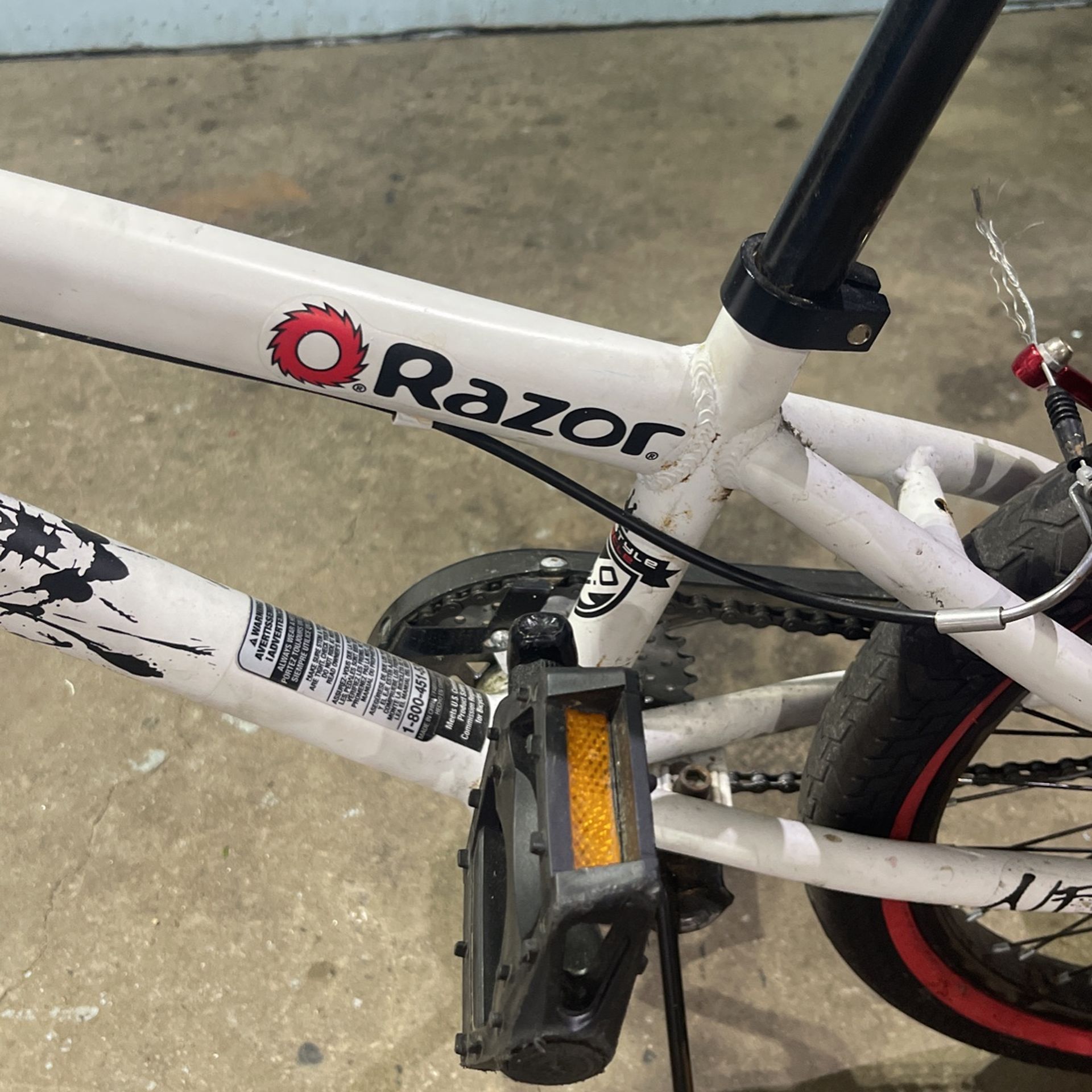 Razor nebula best sale bmx bike