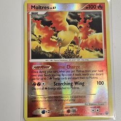 Moltres Lvl 47 Reverse Holo 