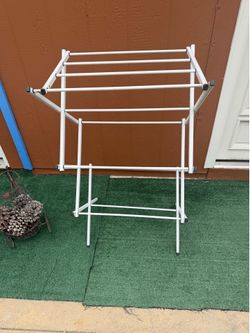 Foldable dryer