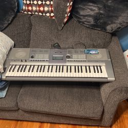Keyboard Yamaha Hot-400