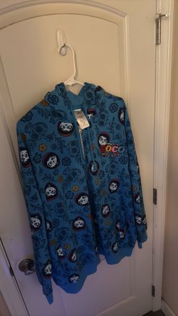 Zip up sweater hoodie