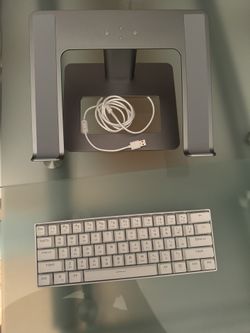 Suppôt Computer And Clavier Brand New
