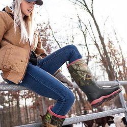 Hunting Boot for Women, Insulated Waterproof Sturdy Women's Hunting Boot, 6mm Neoprene and Rubber Outdoor Boot Next Camo G2