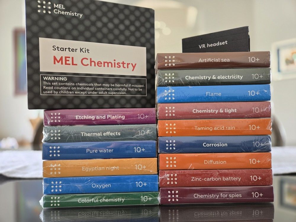 MEL Science & Chemistry Set 15 SEALED Kits + Opened Starter VR Headset