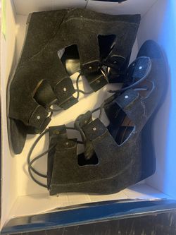 Strappy wedge sandal, dolce vita