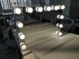 Frameless Hollywood Vanity Mirror