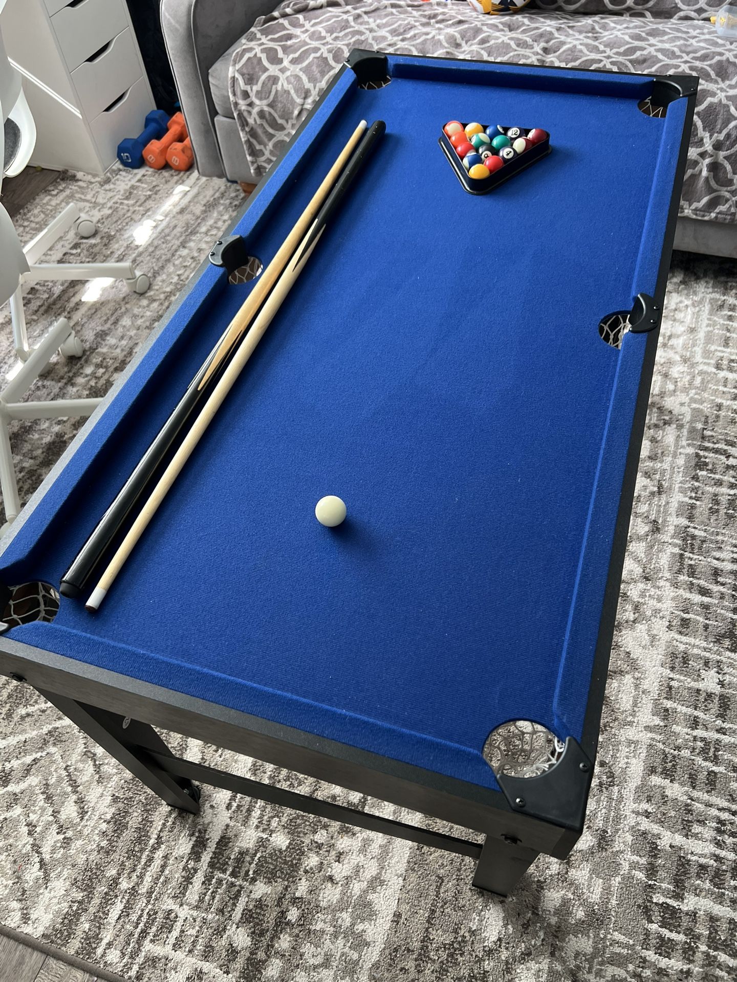 Mini Pool Table, 2x4ft