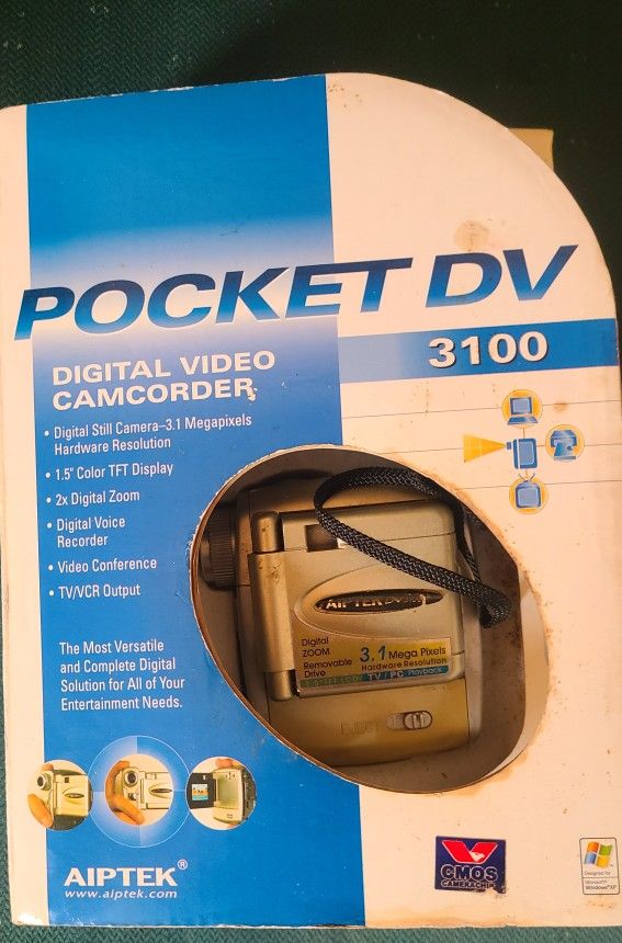 Pocket DV 3100 Digital Video Camcorder. 3.1 Megapixels, 1.5" color TFT Display, 2x zoom, Digital voice Recorder, Video Conference, TV/VCR Output Aipte