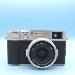 Fujifilm X100V