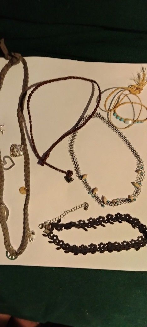 Assorted Necklaces, 20", Chokers 16"