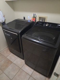 Washer and dryer set