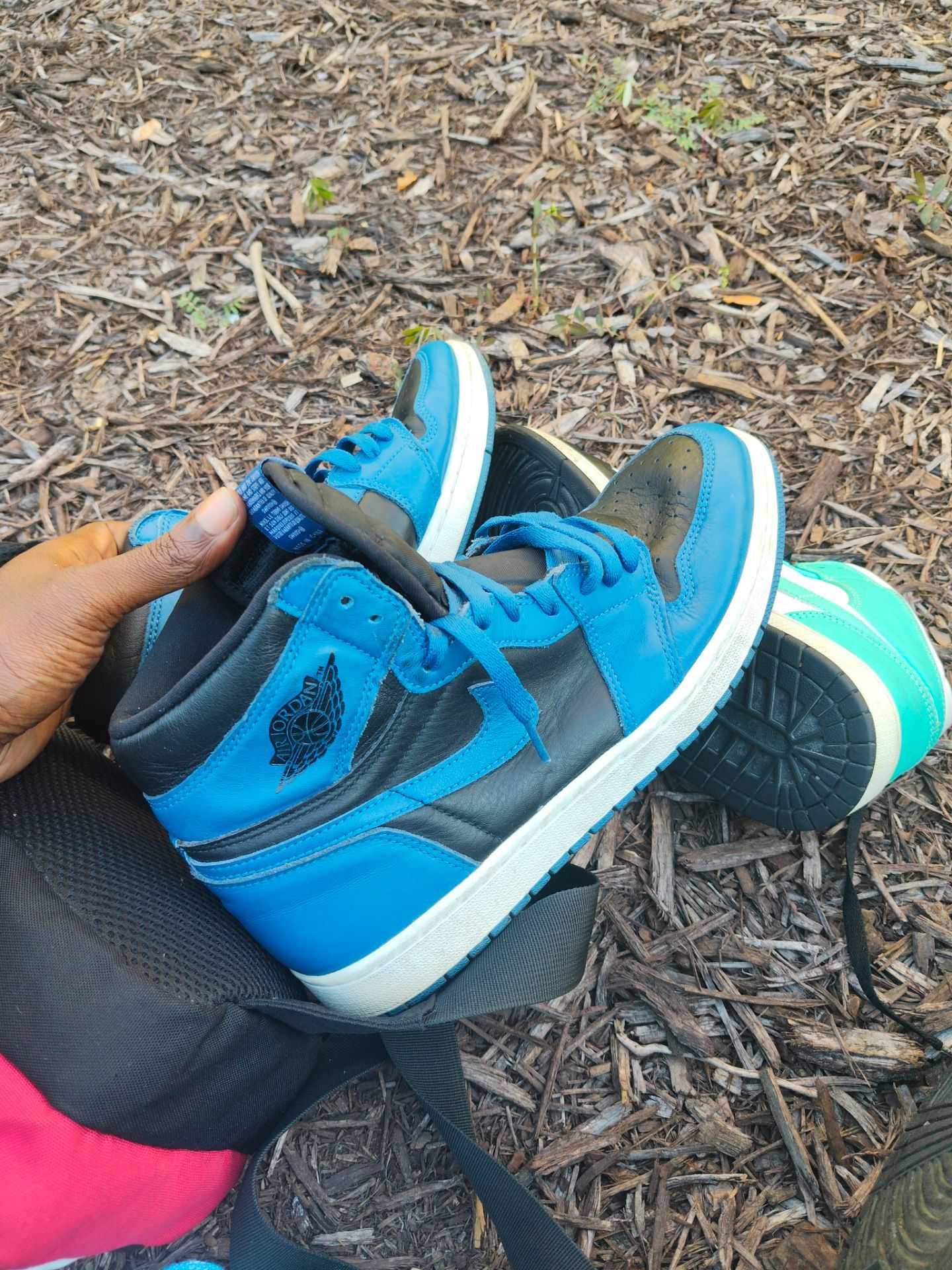 10.5 - Air Jordan 1 Bundle (High OG Royal Toe & Mid Aqua)
Price: $180
Condition: Used (Normal Wear)
Size: Men's 10.5
Brand: Jordan