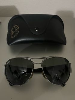Ray-Ban Aviator Sunglasses with Case