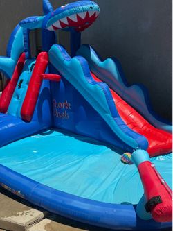 Inflatable water slide