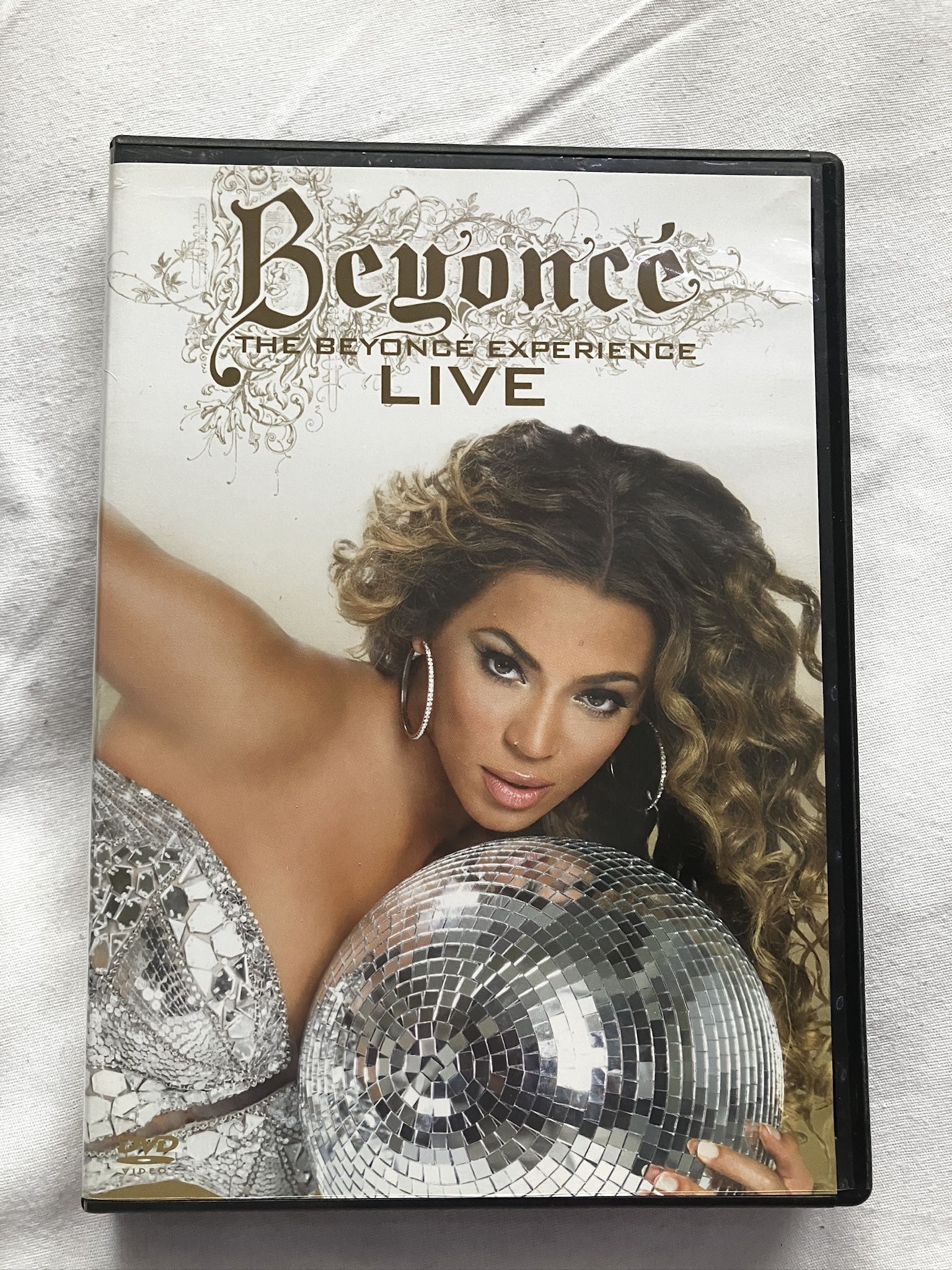 Beyonce - The Beyonce Experience: Live