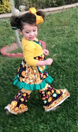 Adorable Lot of Autumn 🍂 themed, Halloween 🎃 Holiday Girls Wardrobe!