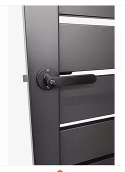 Aluminum gate door
