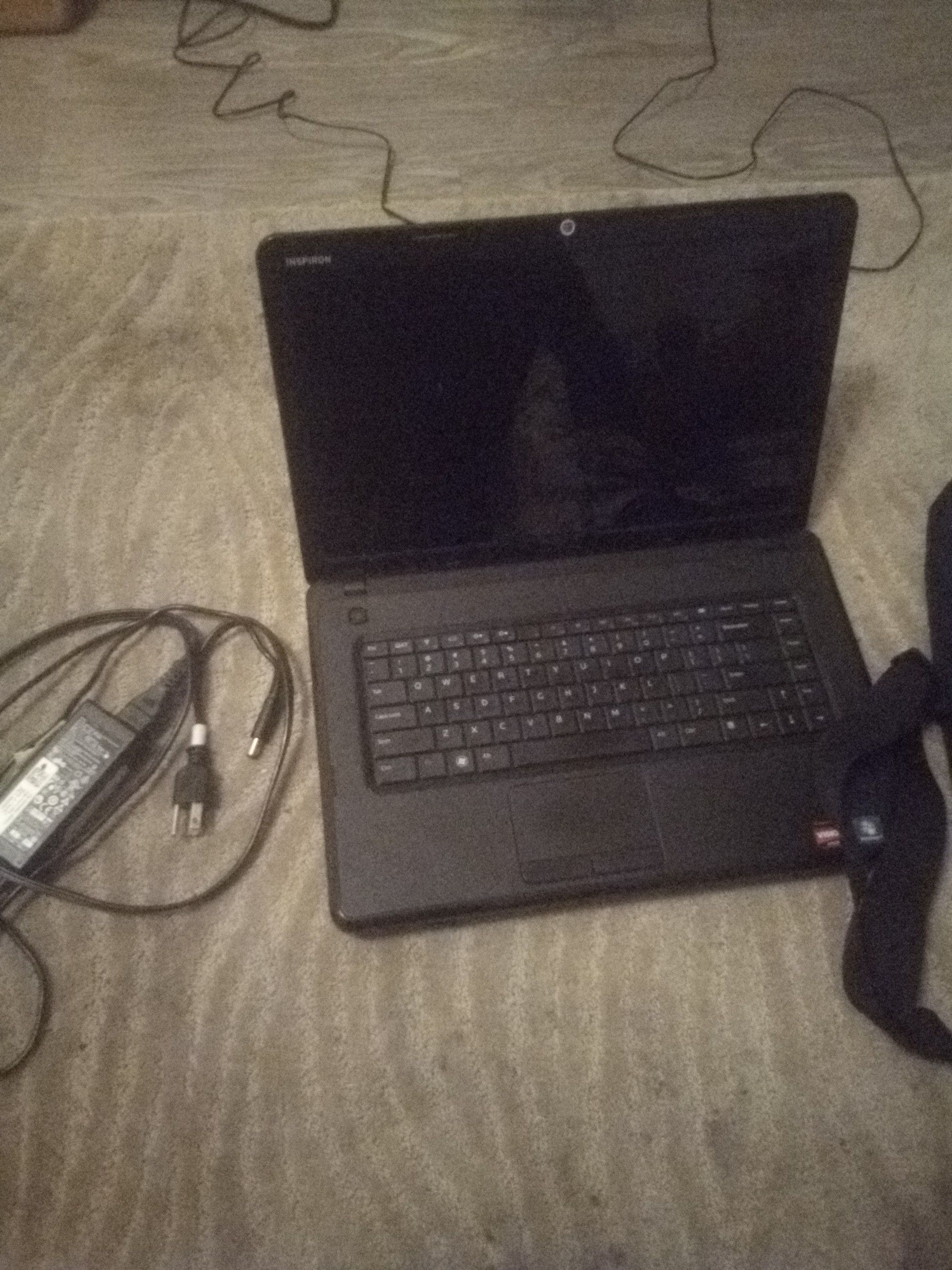 Black Dell Laptop (mint condition) w/ charger