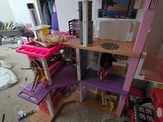 Barbie beach house