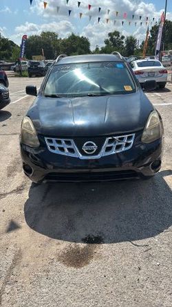 2014 Nissan Rogue Select