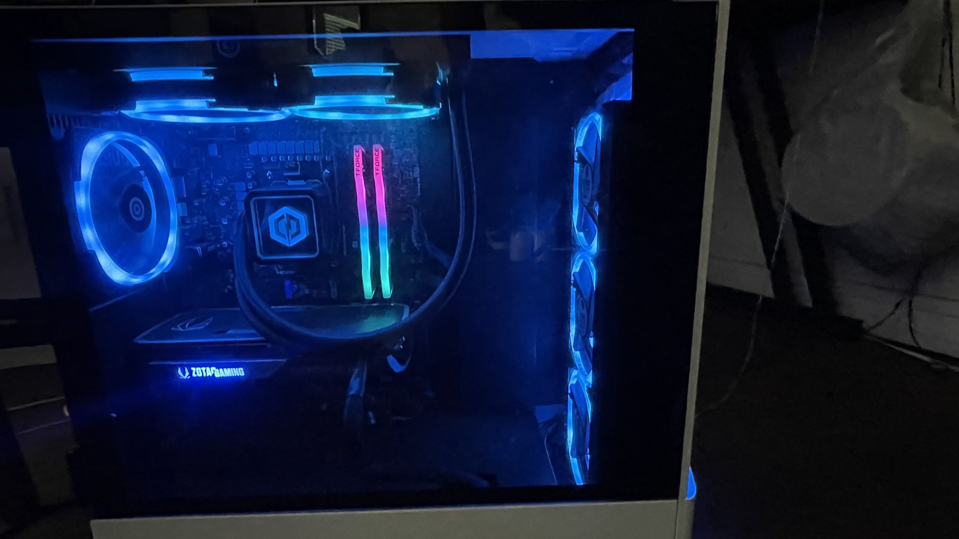 HIGH END GAMING PC