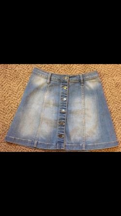 Women’s high waist blue jean skirt button up Small!