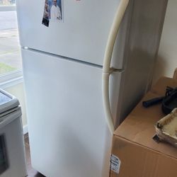 Kitchenaid Refrigerator Works Great 