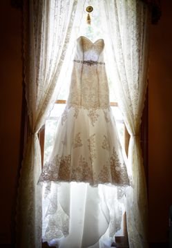 Wedding dress size 8  
