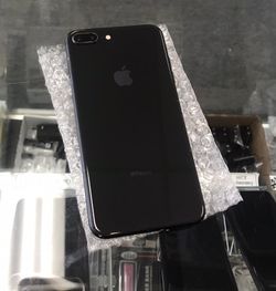 iPhone 8 Plus 64GB Unlocked Excellent Condition