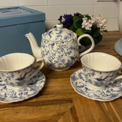 Grace Teaware Fine Porcelain Tea Set 