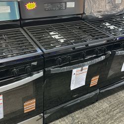 Whirlpool 5 Burner Stove Range Black Brand New