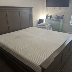 King Size Bed frame - Mattress & Box springs 