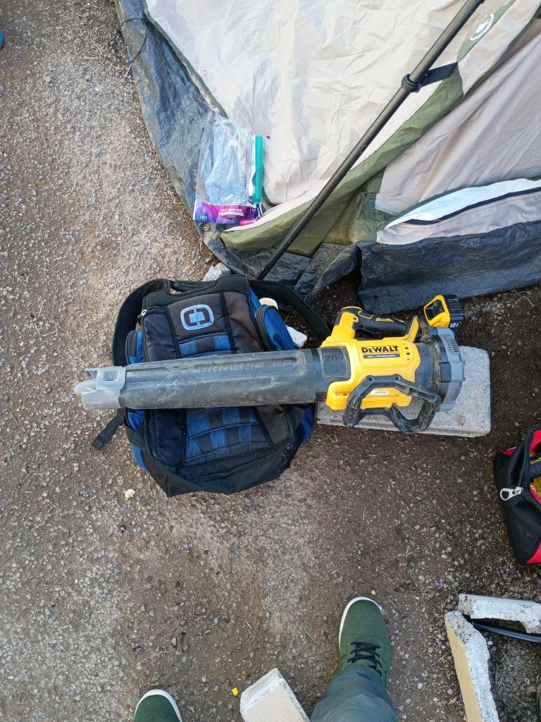Dewalt Atomic Compact Series Blower 20v With Battery