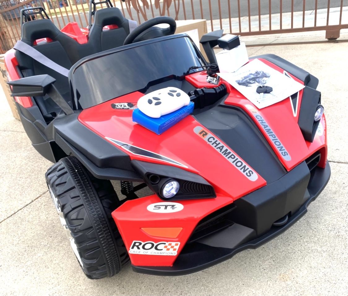 BRAND NEW Polaris Slingshot 2seater 12volt Remote Control Model Electric Kid Ride On Car Power Wheels - NEWEST MODEL Work with iPhone 📲 App
