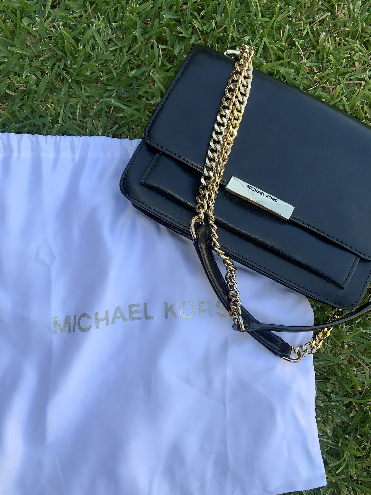 Michael kors jade shoulder bag