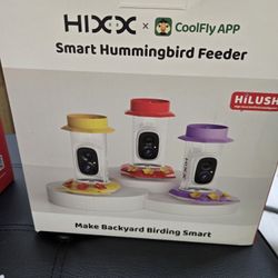 HiLUSH™ Smart Hummingbird Feeder
