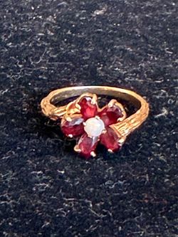 Solid 14k vintage designer garnet opal ring
