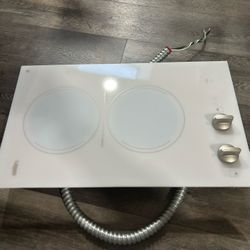 Summit CR2110 series 2-burner radiant cooktop(Brand New, pickup in Syosset)