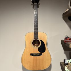 Mitchel MD-100 Acoustic Guitar