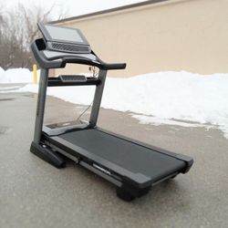 NordicTrack 2950 Commercial Treadmill NTL22116.0 - Works Great