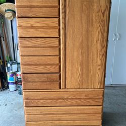 Oak Dresser - Seven Drawers