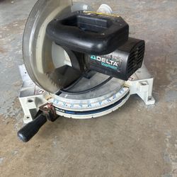 Delta 10 Inch Combination Miter Saw