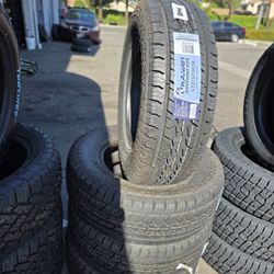 LT 275-70-R 18SET OF 4 NE WHITH INSTALLATION AND BALANCING