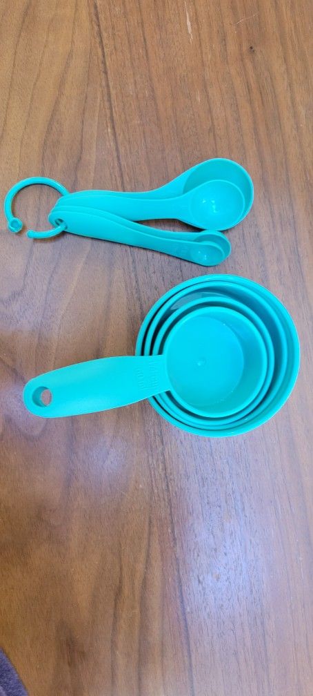 Measuring Cups And Spoons