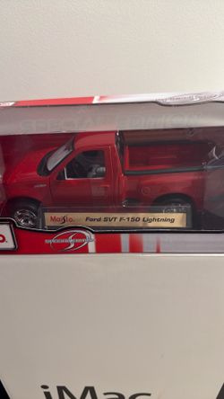 MAISTO DIE CAST MODEL 1:21 FORD SVT F-150 LIGHTNING