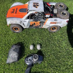 Traxxas UDR 