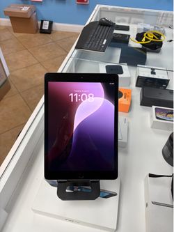Apple iPad 7th Gen 32GB Space Grey Unlocked