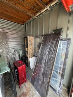 FULL STORAGE UNIT CLEANOUT – Furniture Bundle – MUST GO ASAP